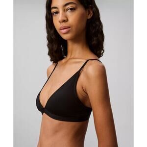 Calvin Klein Women's Lightly Lined Triangle Bralette Black Size M 0946
